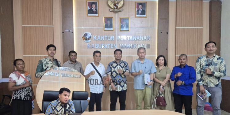 Kantah Manokwari Mediasi Permasalahan Tanah, Dua Belah Pihak Sepakat Damai