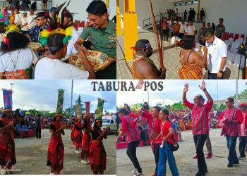 25 Suku dan Kelompok Adat Ikut Parade Budaya Meriahkan HUT Teluk Bintuni ke-23