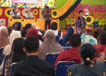 Lulus 100 Persen, Siswa Kelas IX SMP Negeri Terpadu Bintuni Dilepas