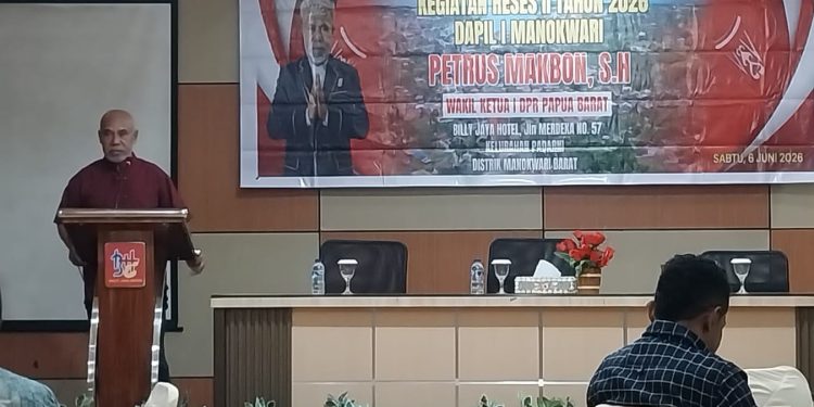 Reses II, Petrus Makbon Serap Aspirasi Kepala Suku dan Ketua Paguyuban Nusantara