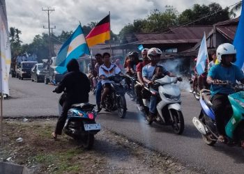 Euforia Piala Dunia 2026, Ratusan Pendukung Tim Negara Konvoi di Bintuni
