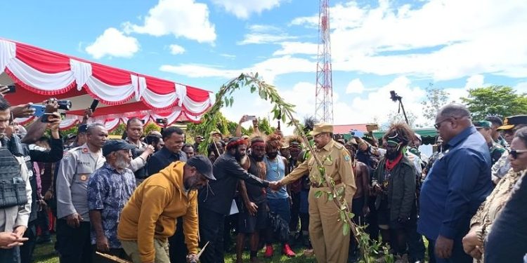 Patah Panah Simbol Perdamaian di Papua Pegunungan