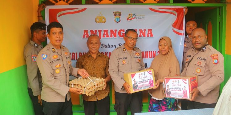 Jelang HUT Bhayangkara ke-80, Polresta Sorong Kota & Bhayangkari Kunjungi Purnawirawan