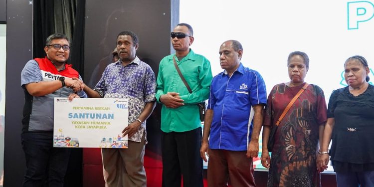 Pertamina Salurkan Santunan ke Lima Panti Asuhan di Jayapura