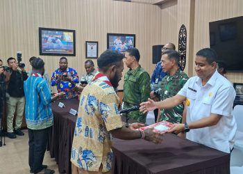 Bupati Manibuy Pacu Pembangunan Jalan Antar Wilayah Moskona