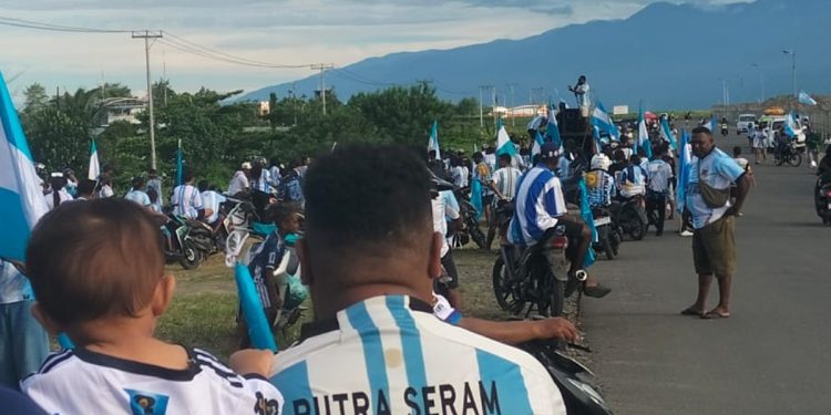 Rayakan Kemenangan, Pendukung Argentina Gelar Konvoi Keliling Kota Manokwari