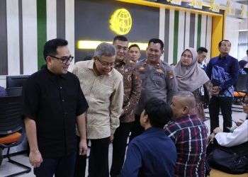 Tinjau Kantah Kota Batam Bersama Komisi II DPR RI, Wamen ATR/Waka BPN Pastikan Pelayanan Pertanahan Berjalan Efisien