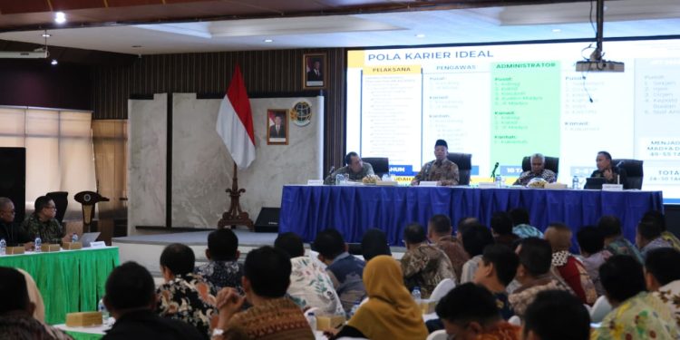 Menteri Nusron: Masuki Periode Transformasi Organisasi dan Layanan, Tempatkan Rakyat sebagai Raja yang Harus Dilayani