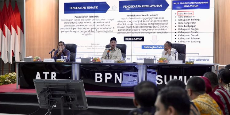 Pengarahan di Kanwil BPN Provinsi Sumatera Utara, Menteri Nusron Minta Jajaran Utamakan Kemudahan Layanan bagi Masyarakat