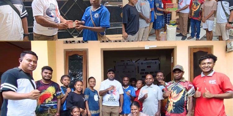 Sambangi Kontrakan Mahasiswa di Jayapura, Bupati Mansel Berikan Bantuan Sembako dan Dana Operasional