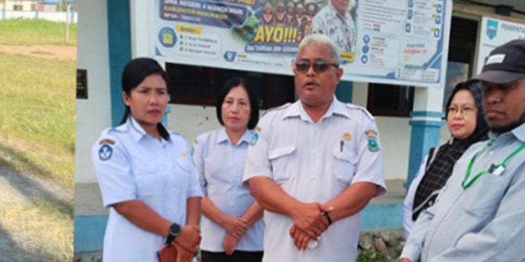 Kepala SMAN 4 Manokwari Optimis Bisa Bersaing dengan Sekolah Unggulan Lain