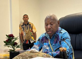 Gubernur Mandacan Desak Percepatan Pembangunan Sekolah Unggulan Garuda