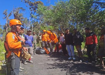 Tim SAR Cari Presenter TVRI Papua Barat yang Dilaporkan Hilang di Air Terjun Memti