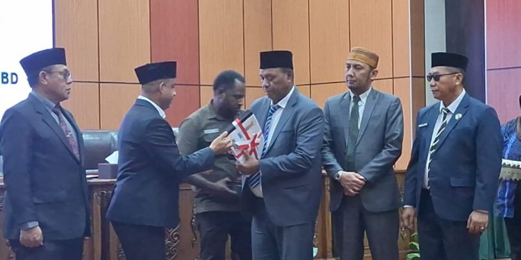 DPRK Teluk Bintuni Gelar Paripurna Raperda Pertanggungjawaban APBD 2025