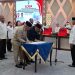 Perubahan Nomenklatur, Gubernur Mandacan Kukuhkan 14 Pejabat Disdukcapil Papua Barat