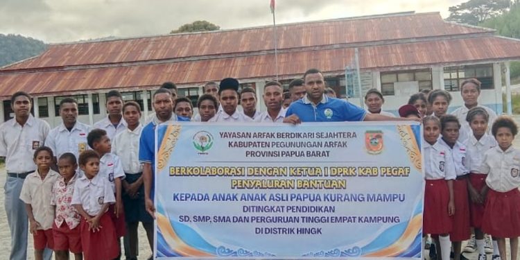 Yayasan ABS Bersama Waket I DPRK Pegaf Komitmen Tingkatkan Akses Pendidikan di Distrik Hingk