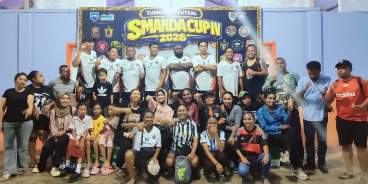 Tutup SMANDA Cup IV, Sekda Jan Ayomi Ajak Peserta Jaga Persaudaraan