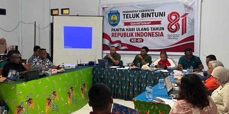 Pj Sekda Teluk Bintuni Pimpin Rapat Pemantapan Kick Off Bulan Kemerdekaan HUT RI Ke-81