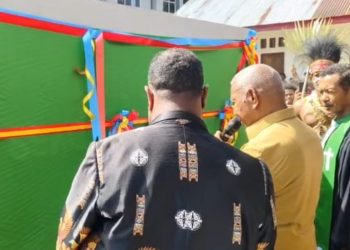 Resmikan Gedung Sekolah Minggu, Gubernur Dominggus: Ini Investasi Rohani Bagi Generasi Muda