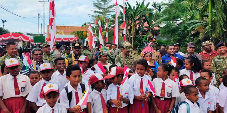 Pangdam XVIII Kasuari Resmikan 145 Jembatan Garuda dan 115 Titik Air Bersih di Papua Barat