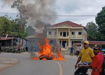 Dugaan Penembakan Tiga Warga Picu Pemalangan Jalan di Maybrat, DAP III Doberay Kecam Tindakan yang Membabi-Buta