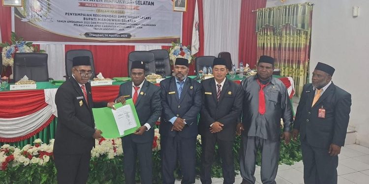 DPRK Mansel Setujui LKPJ Bupati Tahun 2025 Disertai Rekomendasi Perbaikan Kinerja Keuangan