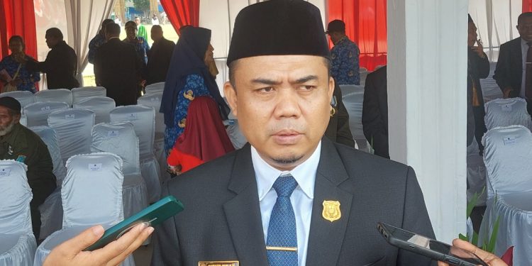 Di Tengah HUT ke-81 RI, Ketua DPRD Sorong Soroti Efisiensi Anggaran
