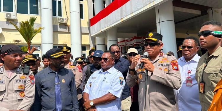 Aksi Unjuk Rasa di Maybrat Berjalan Aman, Kapolda PBD: Kasus Kekerasan Tiga Warga Akan Diusut Tuntas
