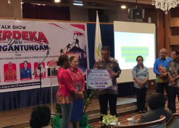 2026, DP3AKB Manokwari Salurkan Bantuan untuk 30 Organisasi Wanita