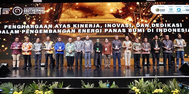 Berkontriusi Dalam Pengembangan Energi Panas Bumi, Kementerian ATR/BPN Raih Penghargaan dari Kementerian ESDM