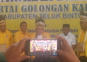 Buka Musda V Golkar Teluk Bintuni, Samaun Dahlan: Kita Harus Rebut Kembali Kursi Ketua DPRK