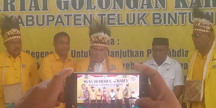 Buka Musda V Golkar Teluk Bintuni, Samaun Dahlan: Kita Harus Rebut Kembali Kursi Ketua DPRK