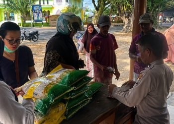 Polres Teluk Bintuni Gelar Pangan Murah, Salurkan 15 Ton Beras SPHP Tahap Kedua