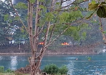 Asap Hitam Pekat di Fasharkan TNI AL Manokwari, Warga Dilarang Ambil Gambar dan Diminta Hapus Rekaman