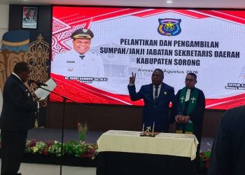 Nimrod Sesa Resmi Jabat Sekda, Bupati Sorong Tekankan: Kepentingan Masyarakat di Atas Segalanya