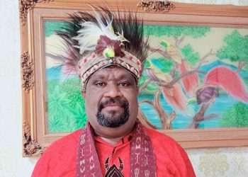 Ketua Dewan Adat Domberay: Jangan Main-Main dengan Keamanan Papua, Pimpinan Harus Konsisten
