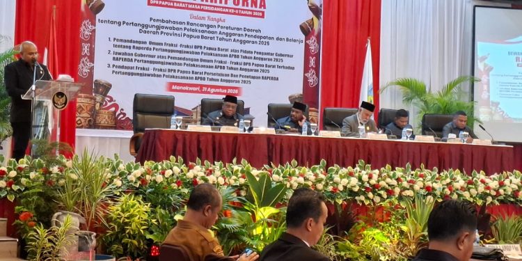Empat Fraksi DPR-PB Desak Pembentukan Panja DOB Papua Barat Tengah
