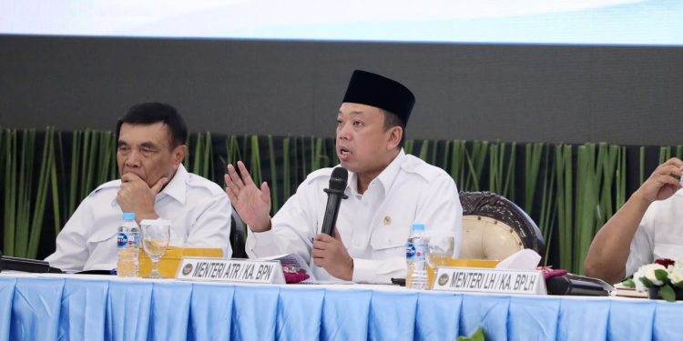 Menteri Nusron Peringatkan Pengusaha: Kebakaran Lahan Dapat Batalkan HGU