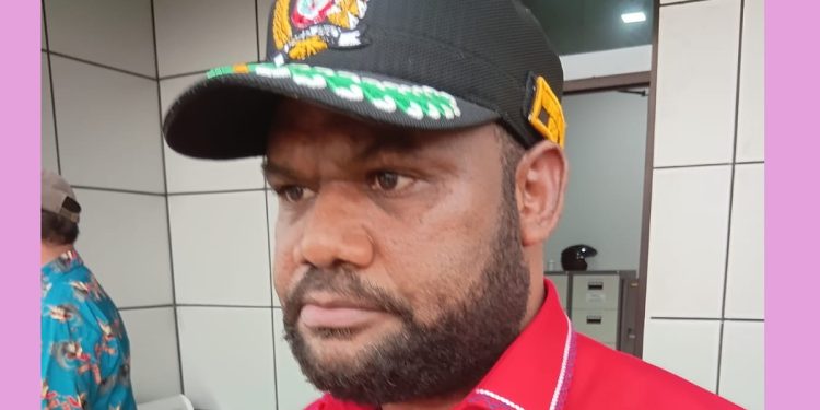 Jaringan Telekomunikasi Mati, Willem Assem : Jangan Sampai Warga Potong Menara!