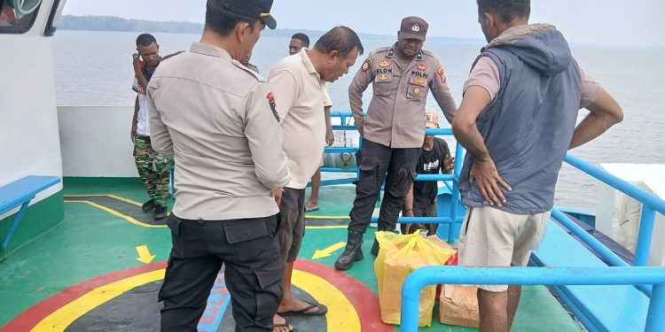 Polsek Babo Gagalkan Peredaran Miras Cap Tikus di Pelabuhan