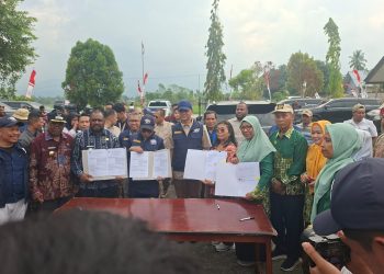 Kunker Perdana ke Mansel, Menteri Transmigrasi Tinjau Biogas dan Teken MoU Pengembangan Transmigrasi Lokal