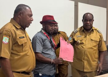Bupati Sorong dan Marga Makmini Sepakat, Palang Pasar Mariat Dibuka
