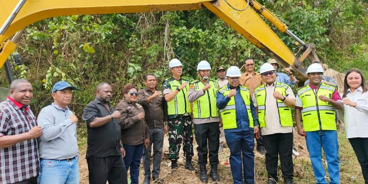 Pemkab Manokwari Buka Jalan Baru Dari Kampung Ambon Tembus Sarinah