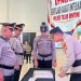Antonius Serahkan Jabatan Kasat Intelkam Polres Teluk Bintuni kepada Asran Manan
