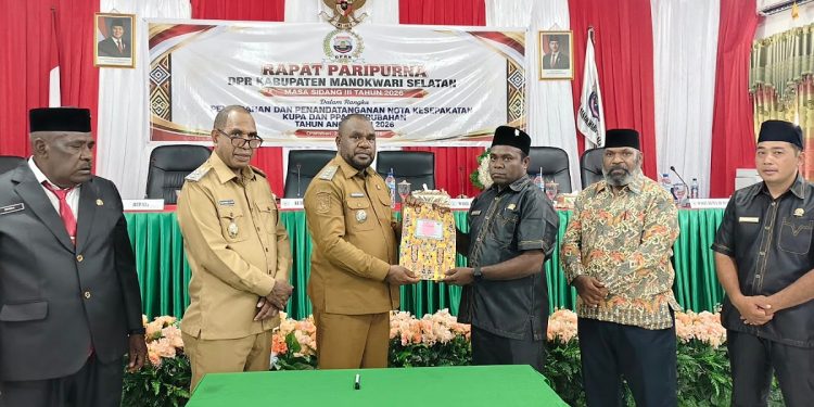 Bupati Mansel Serahkan KUPA – PPAS APBD Perubahan 2026 dan Tanda Tangani Nota Kesepakatan Dengan DPRK