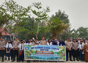 Sat Polairud PolresTeluk Bintuni Sosialisasikan Keselamatan Bahari