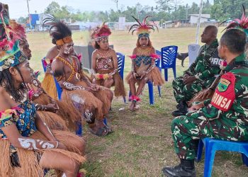 Babinsa Ransiki Beri Pengarahan Masyarakat Terkait TMMD