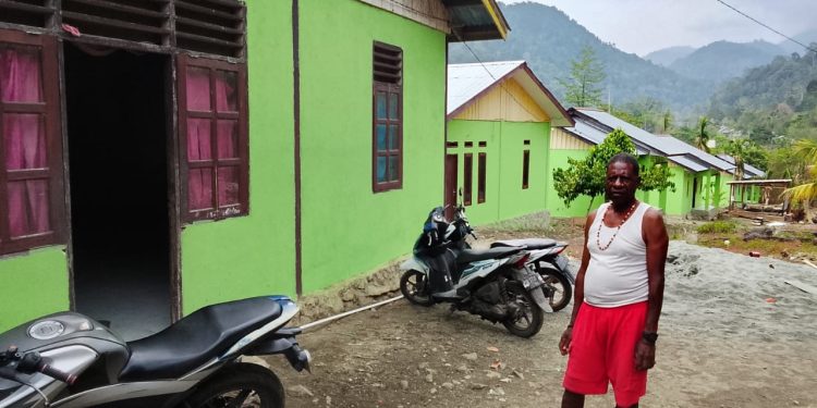 Bahagia dengan Program TMMD, Kepala Kampung Yaamboi : Terimakasih TNI