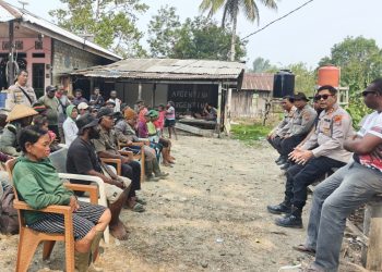 Silaturahmi ke Tiga Kampung, Kapolres Teluk Bintuni: Selesaikan Persoalan dengan Kekeluargaan