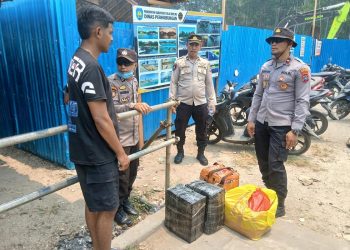 Razia di Pelabuhan Babo, 110 Liter Cap Tikus Ilegal Diamankan dan Langsung Dimusnahkan